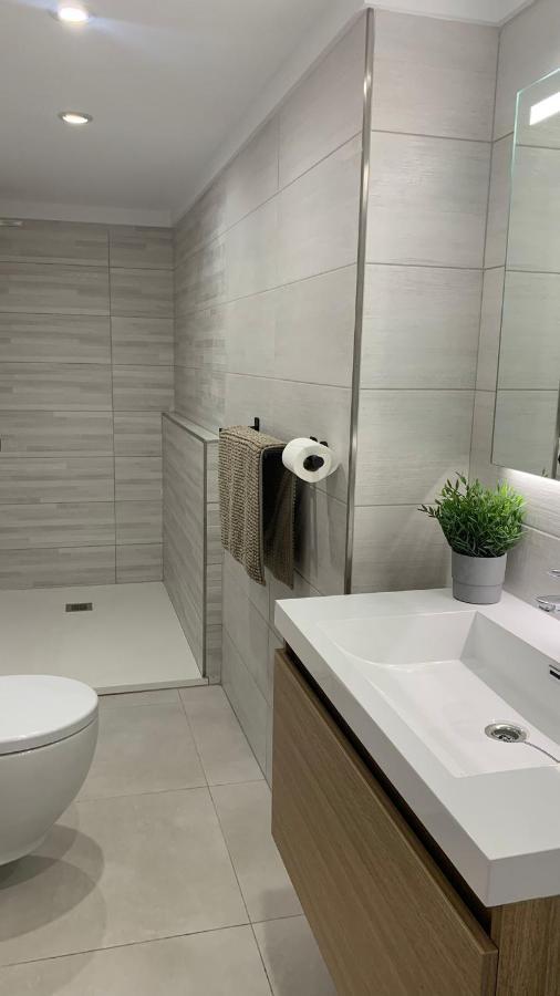 Rodhes Playa B-1 Apartment โรเซส ภายนอก รูปภาพ